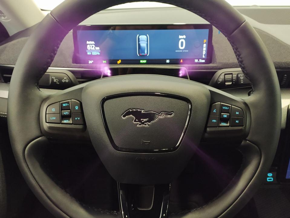 Ford Mustang Mach-E 216kW Batería 98.8Kwh 294cv nuevo Barcelona