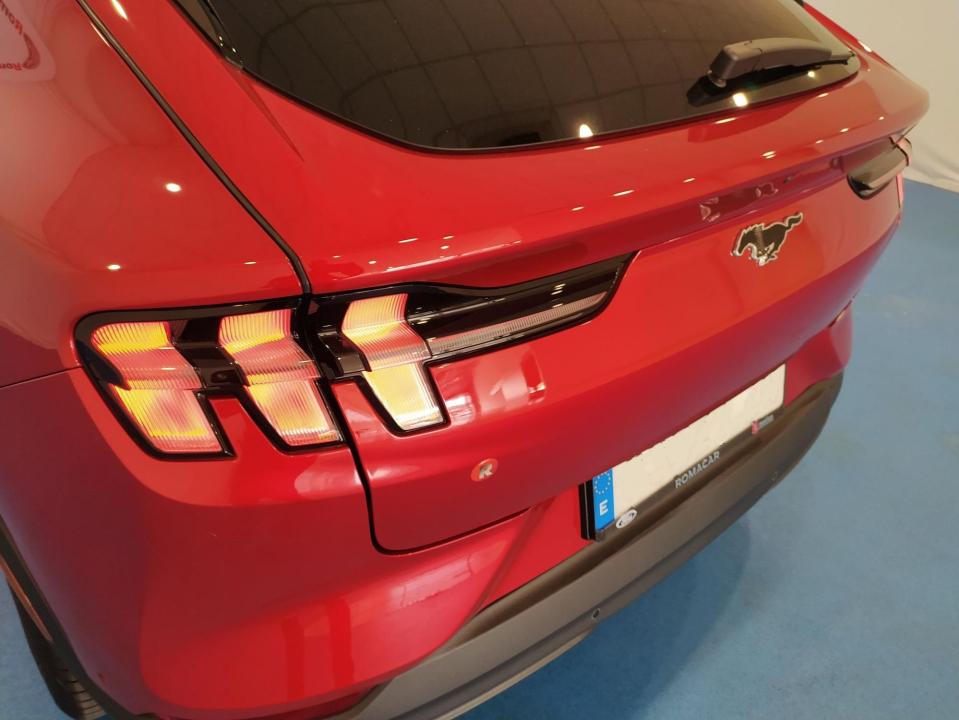 Ford Mustang Mach-E 216kW Batería 98.8Kwh 294cv nuevo Barcelona