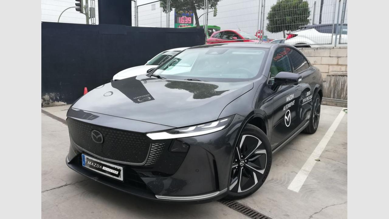 Mazda Mazda6e