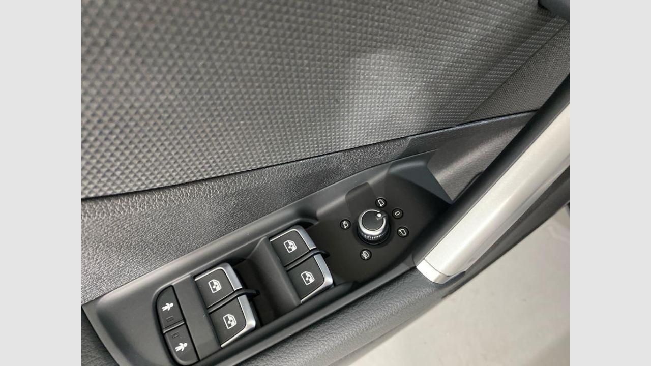 imagen swiper vehículo 26