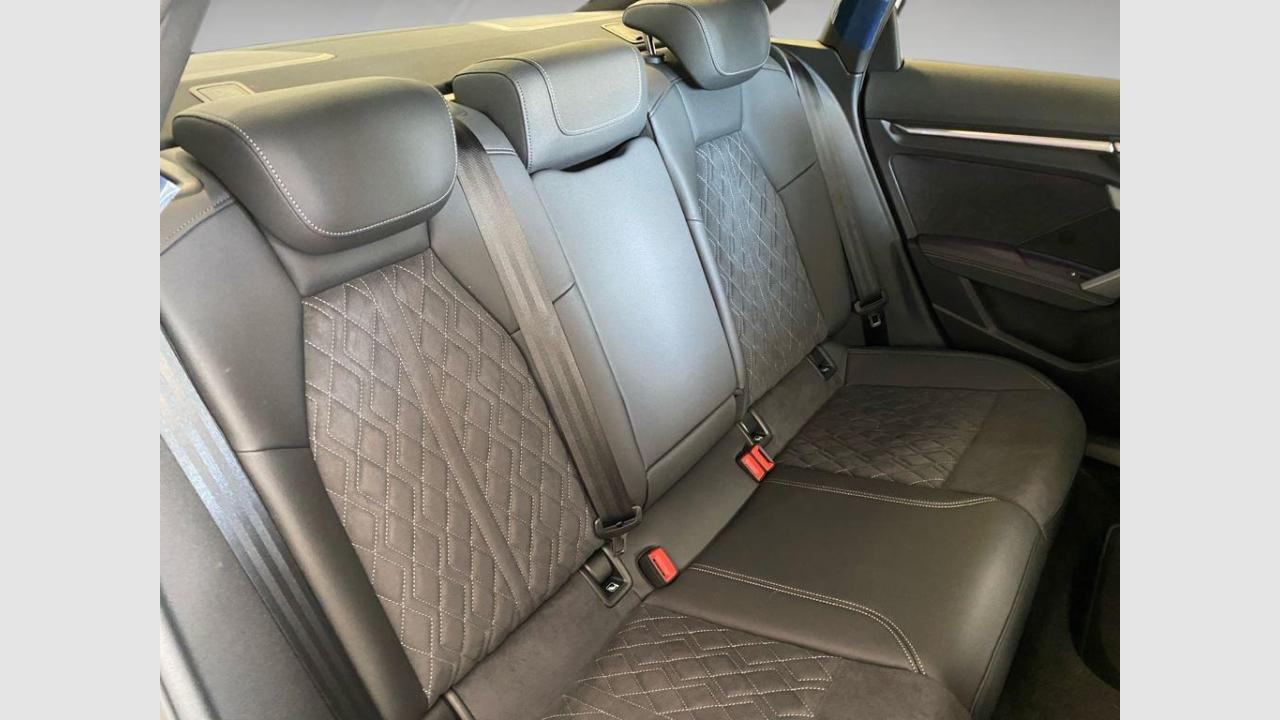 imagen swiper vehículo 16