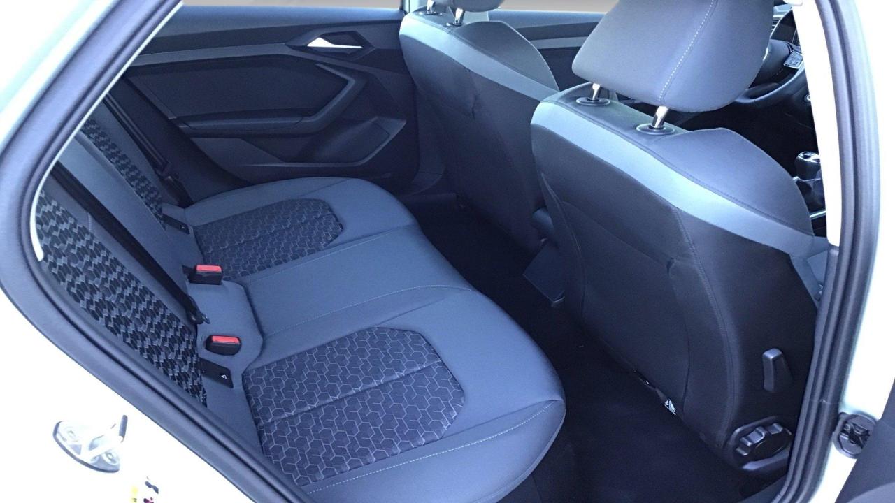 imagen swiper vehículo 14