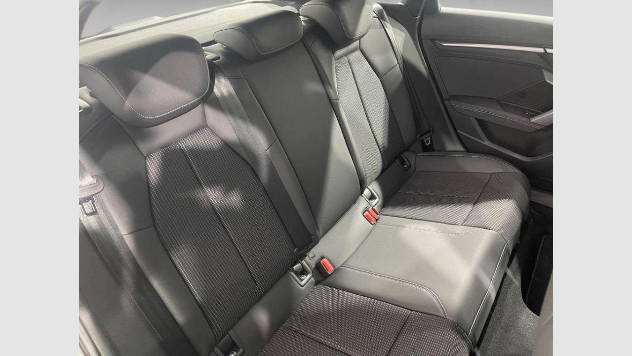 imagen swiper vehículo 16