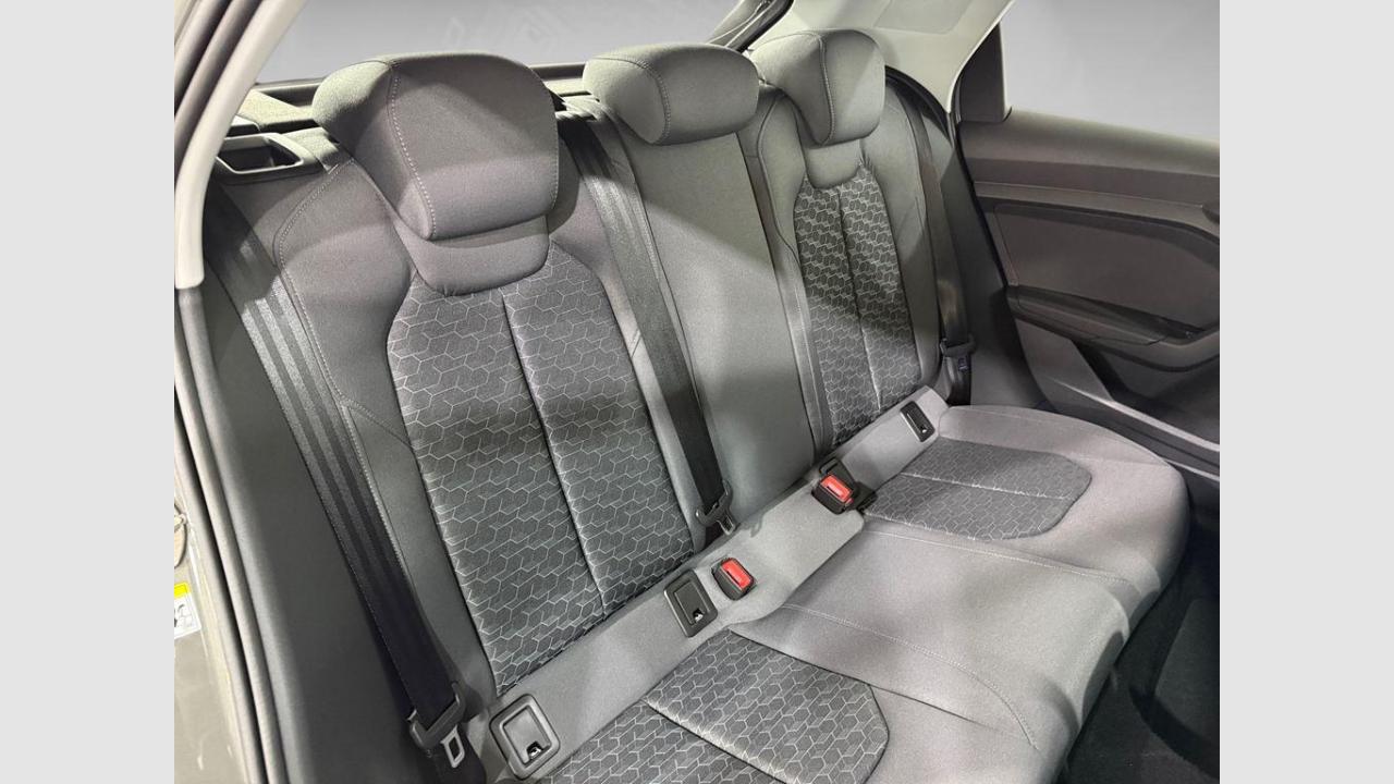 imagen swiper vehículo 16