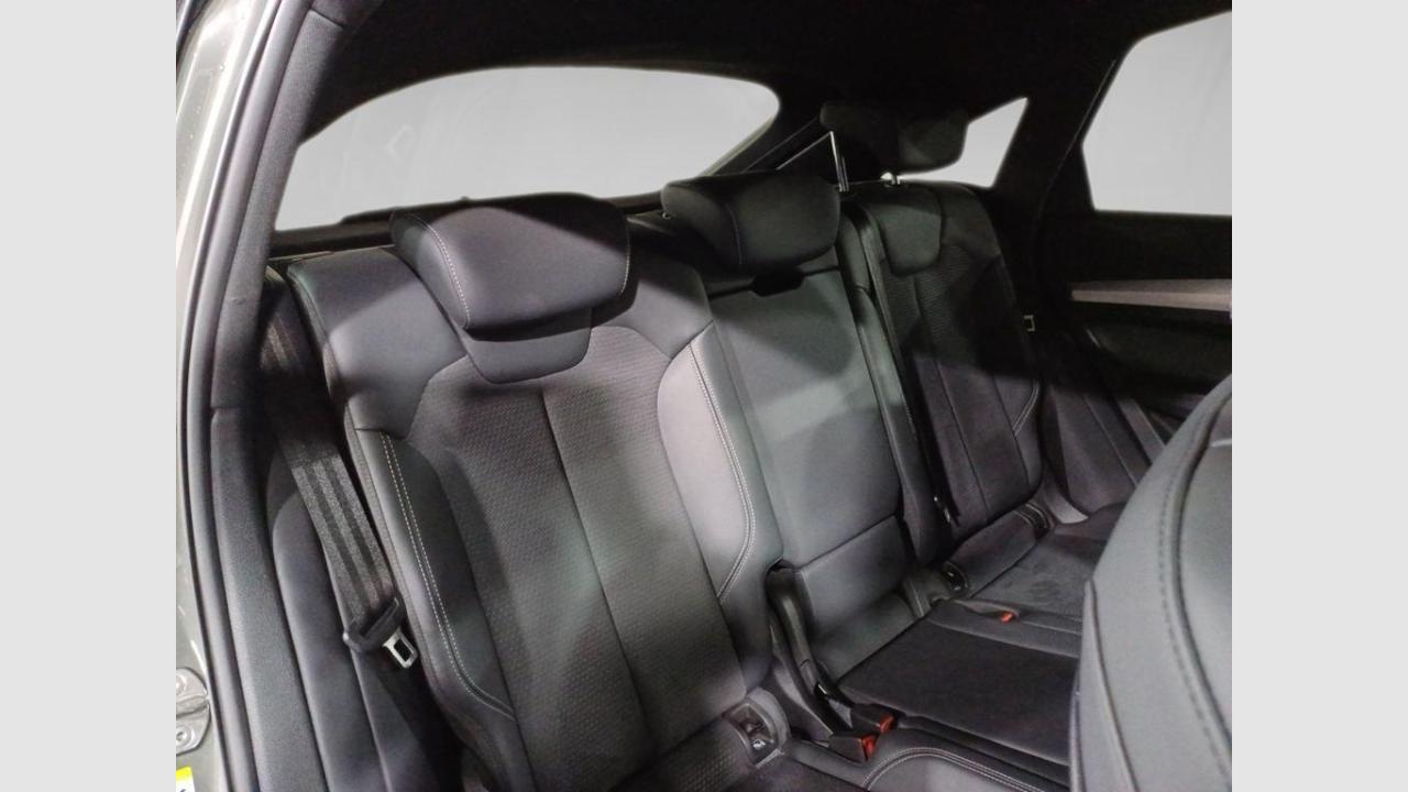 imagen swiper vehículo 16