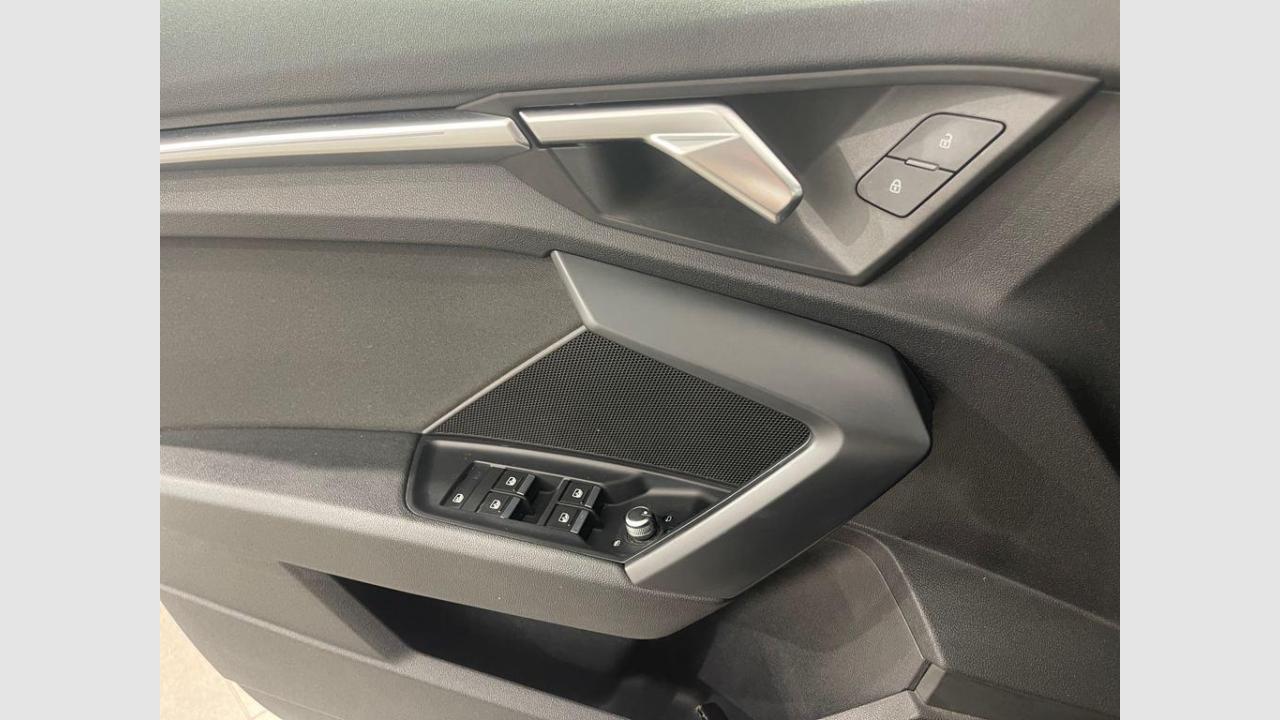 imagen swiper vehículo 15