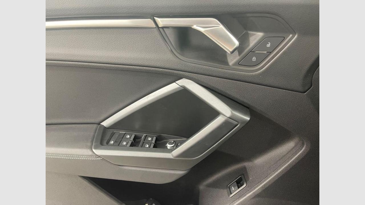 imagen swiper vehículo 15