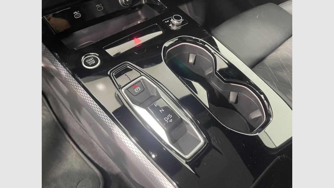 imagen swiper vehículo 17