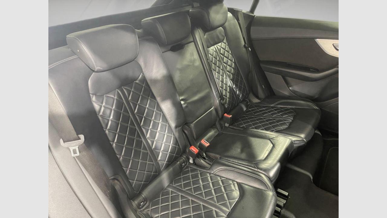 imagen swiper vehículo 9