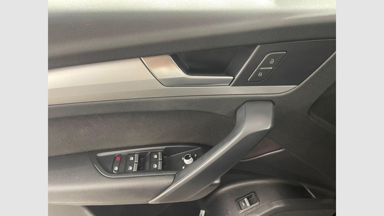 imagen swiper vehículo 15