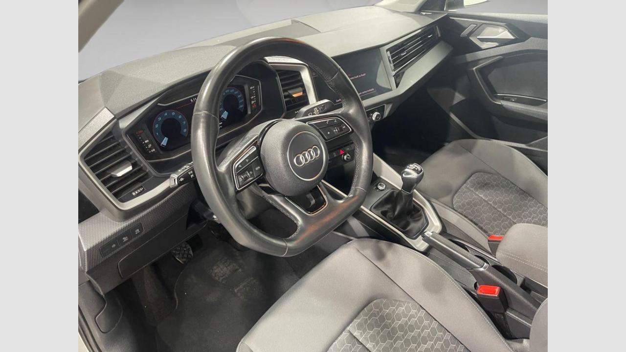 imagen swiper vehículo 12