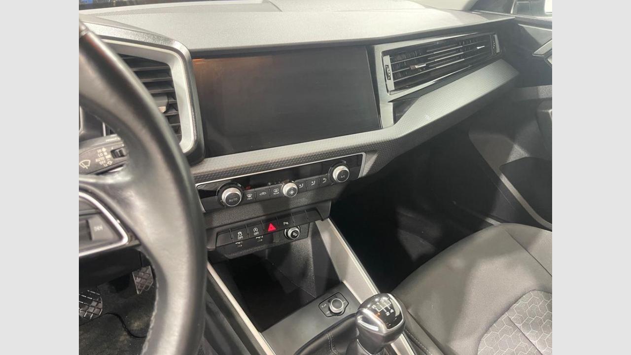 imagen swiper vehículo 17