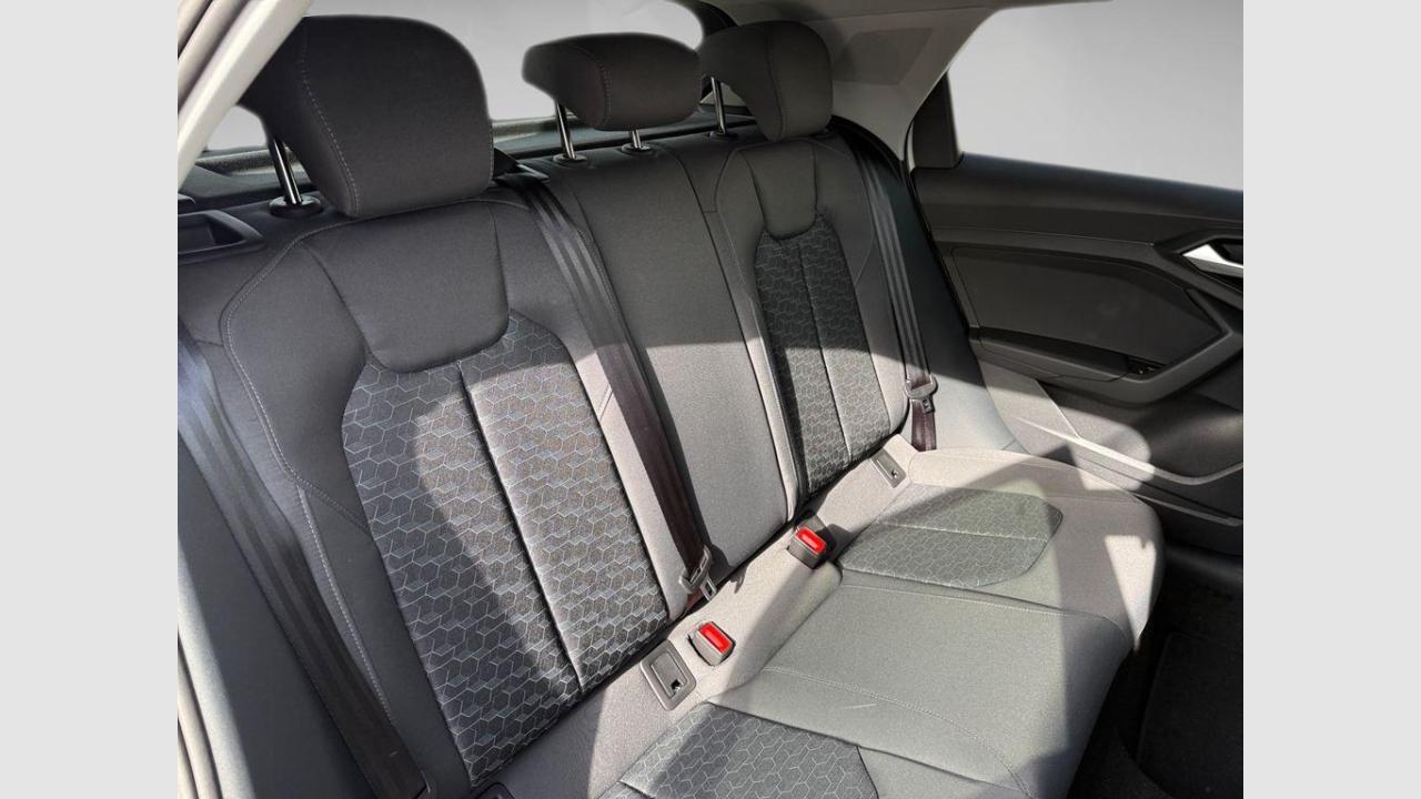 imagen swiper vehículo 16