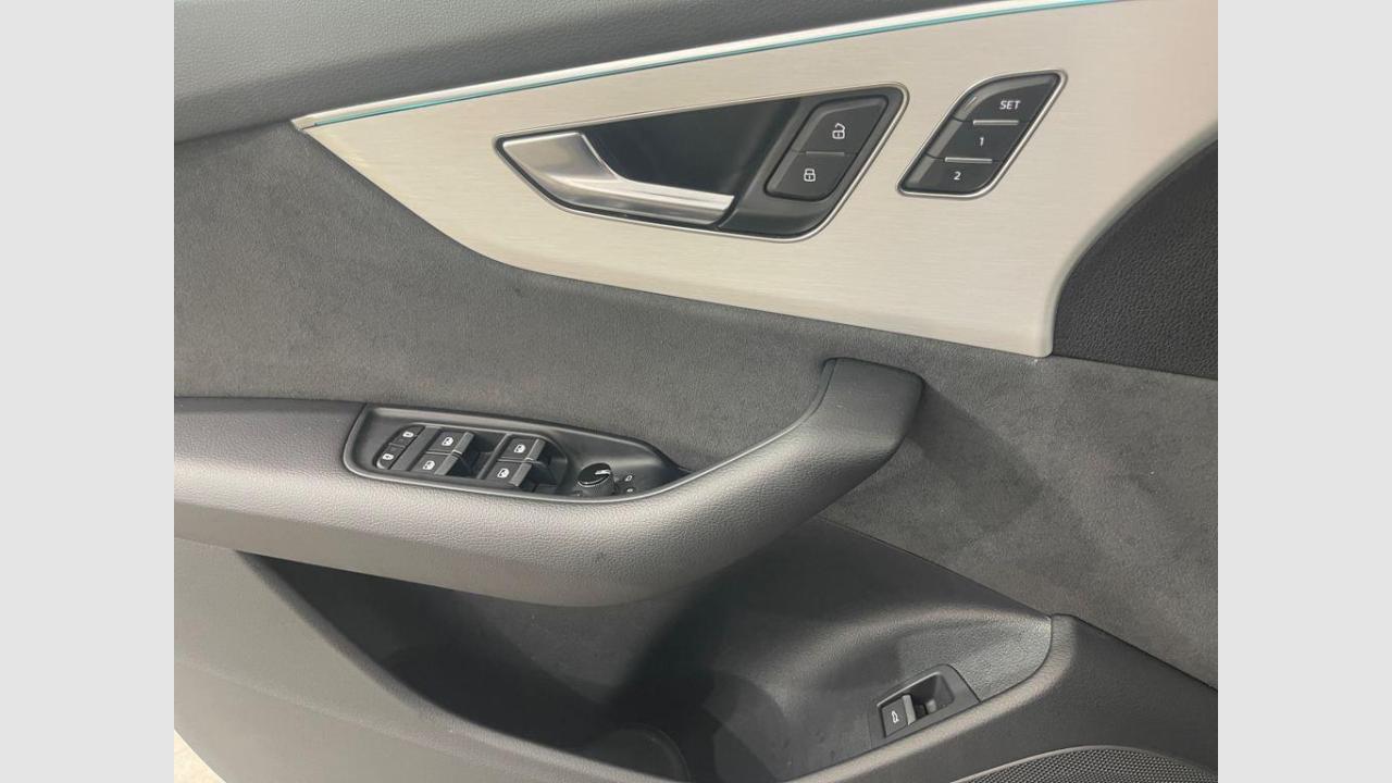 imagen swiper vehículo 13