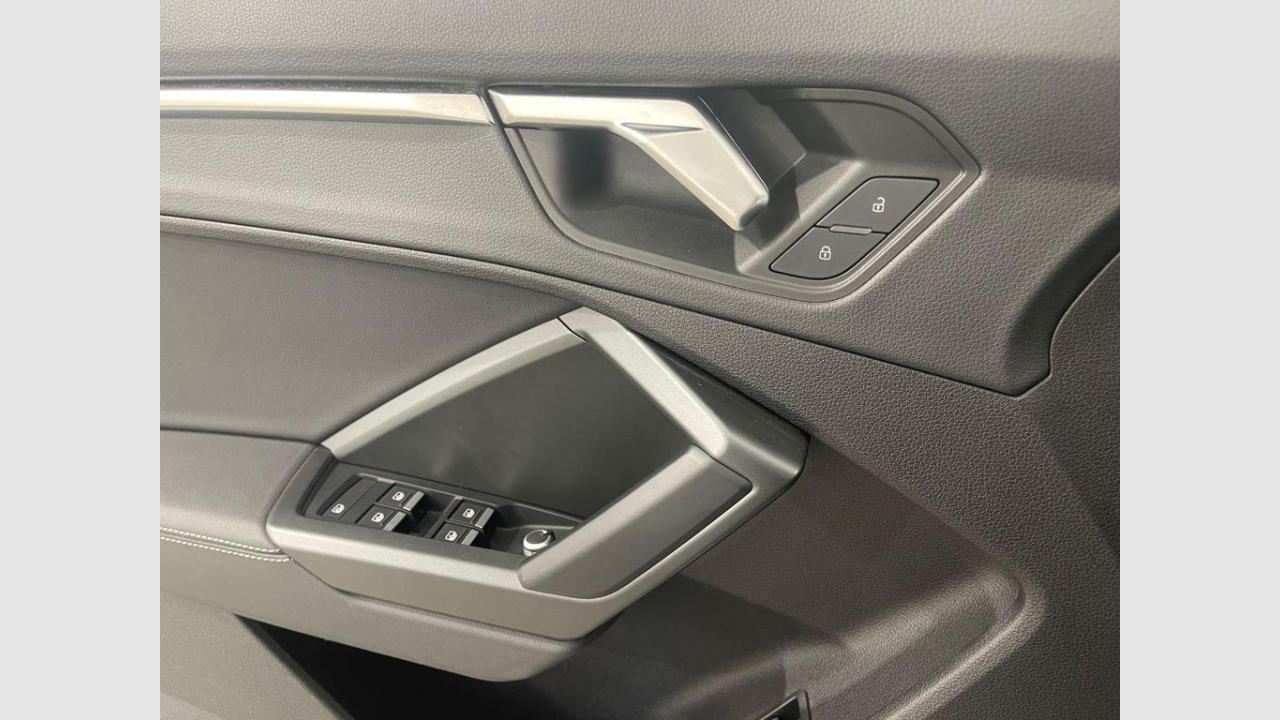 imagen swiper vehículo 15