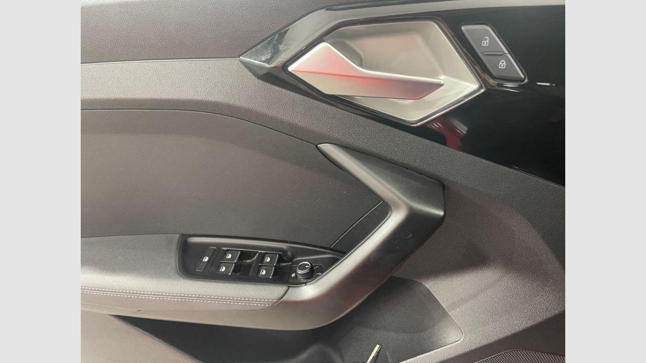 imagen swiper vehículo 15