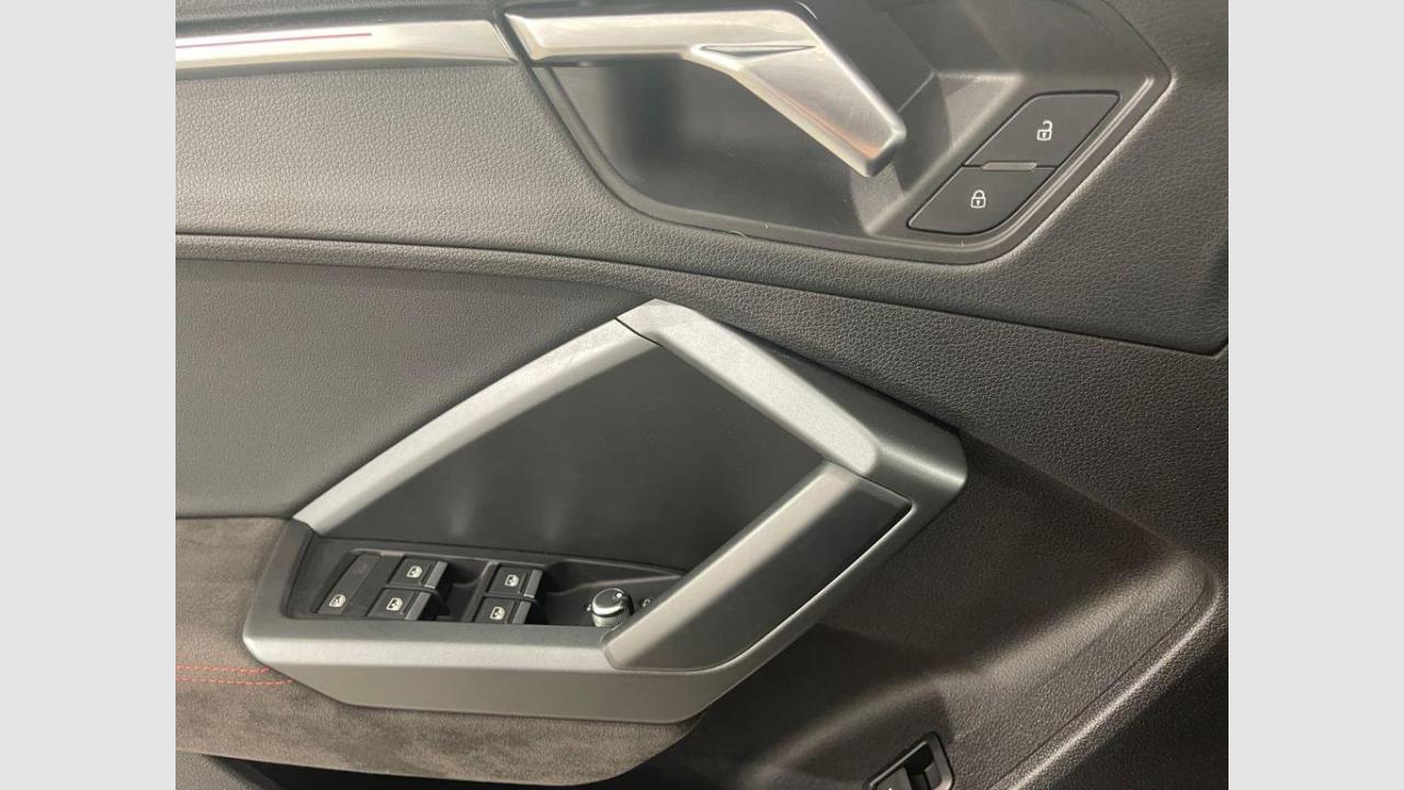 imagen swiper vehículo 15