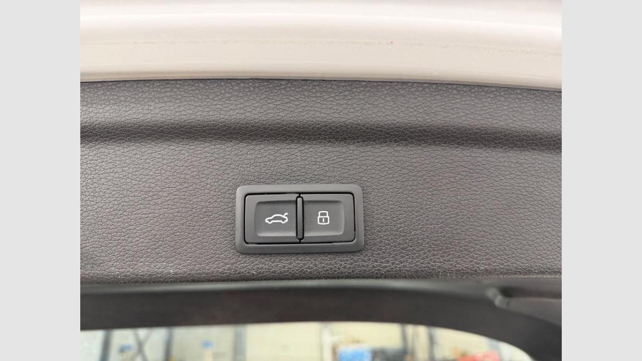 imagen swiper vehículo 11