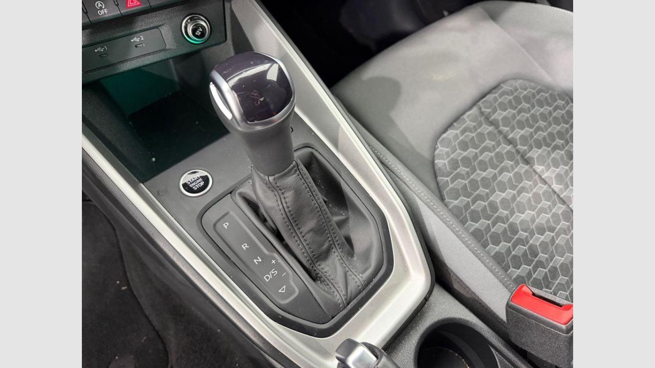 imagen swiper vehículo 17