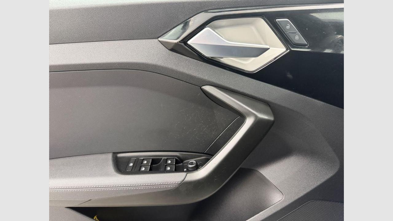 imagen swiper vehículo 15