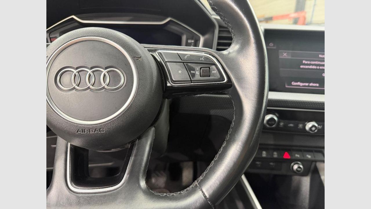 imagen swiper vehículo 16