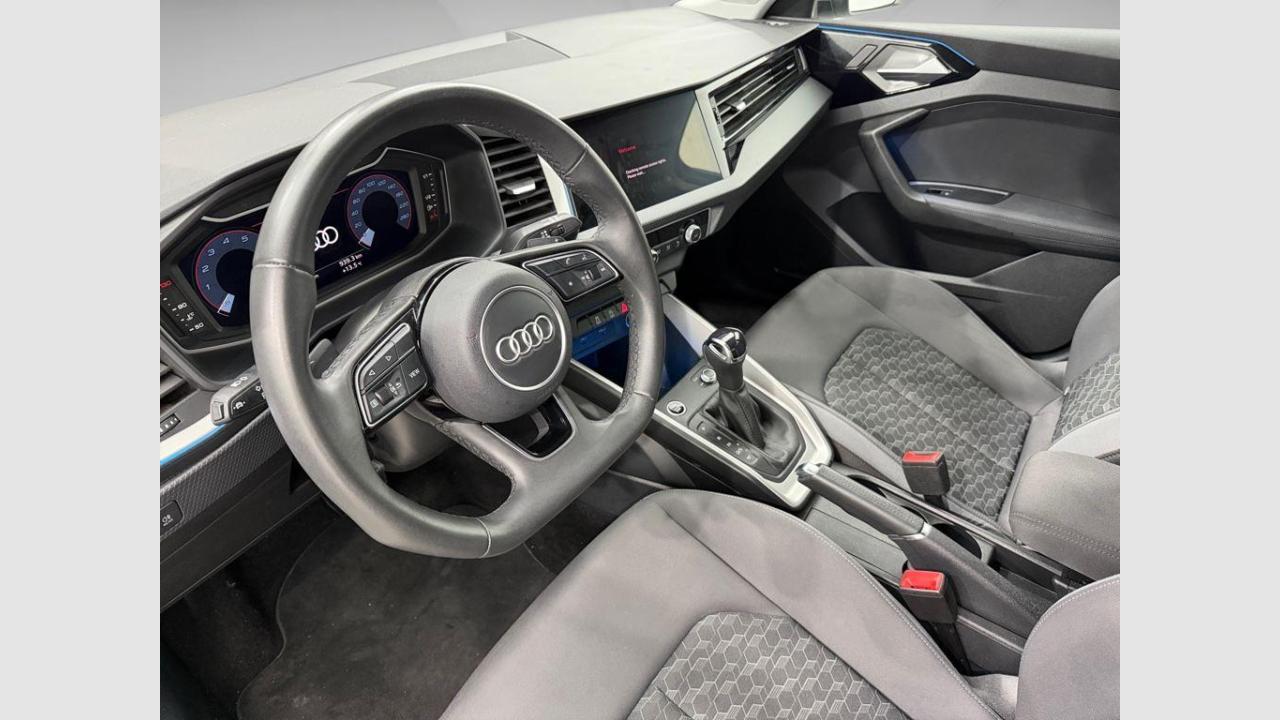 imagen swiper vehículo 13