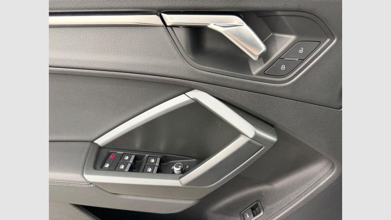 imagen swiper vehículo 15