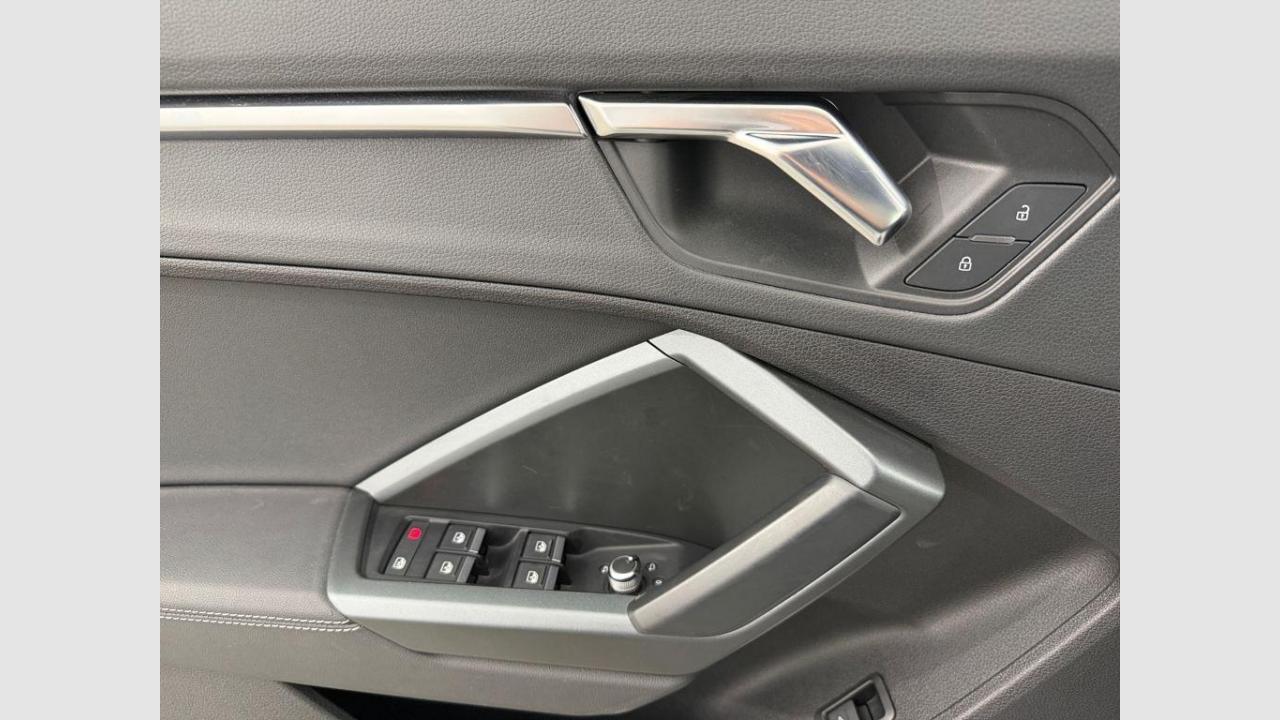 imagen swiper vehículo 15