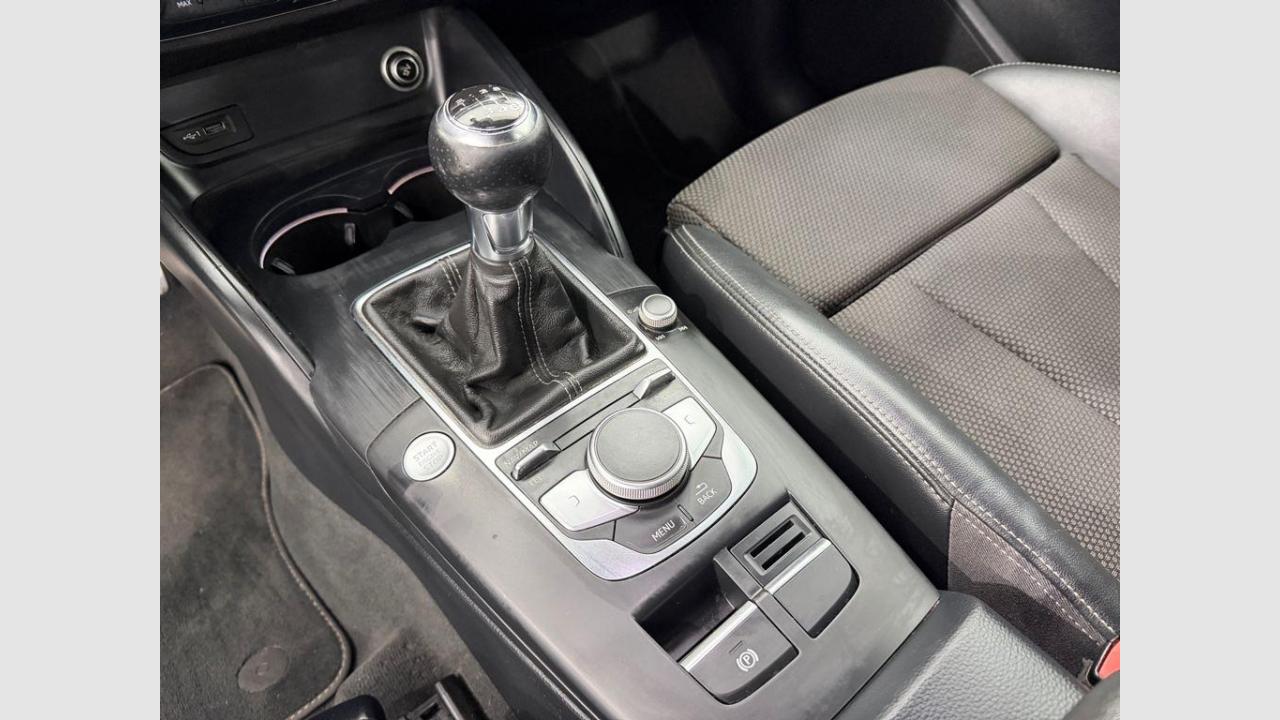 imagen swiper vehículo 18