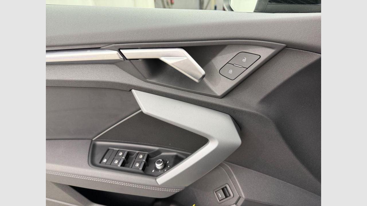 imagen swiper vehículo 15