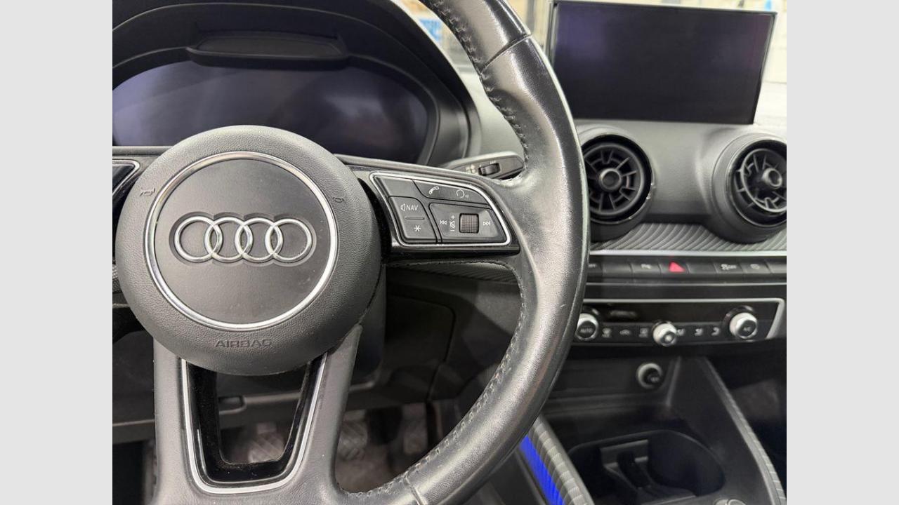 imagen swiper vehículo 17