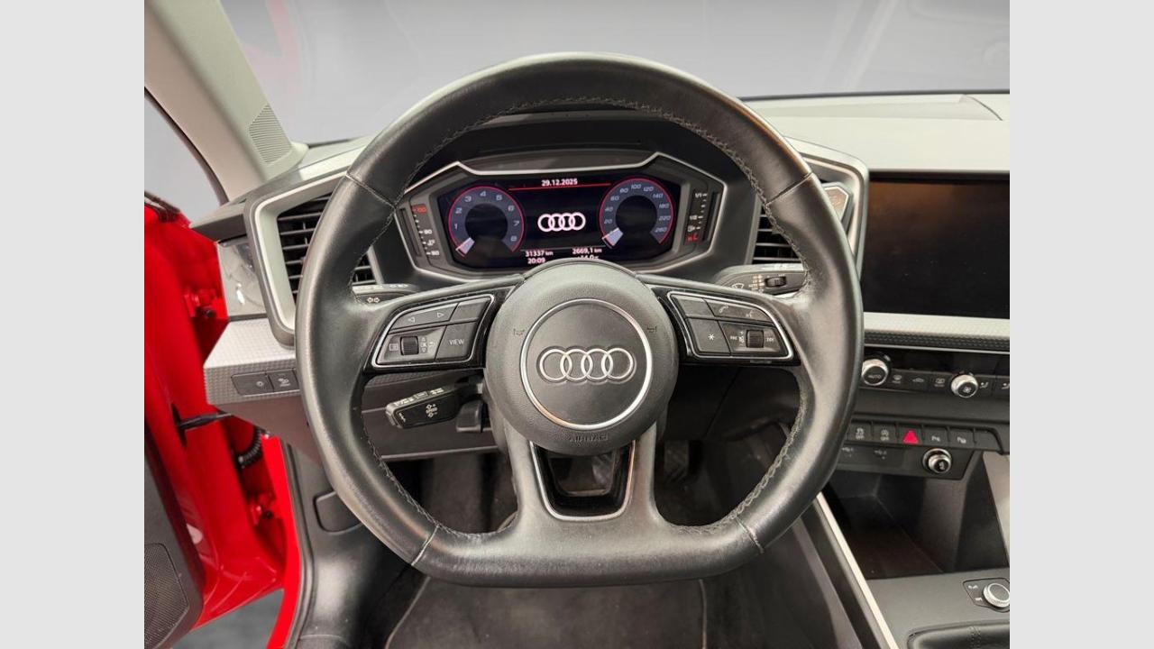 imagen swiper vehículo 13