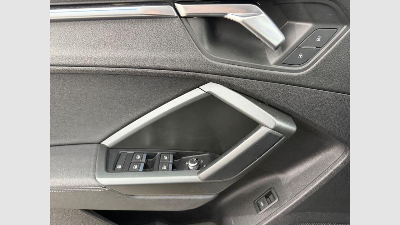 imagen swiper vehículo 14