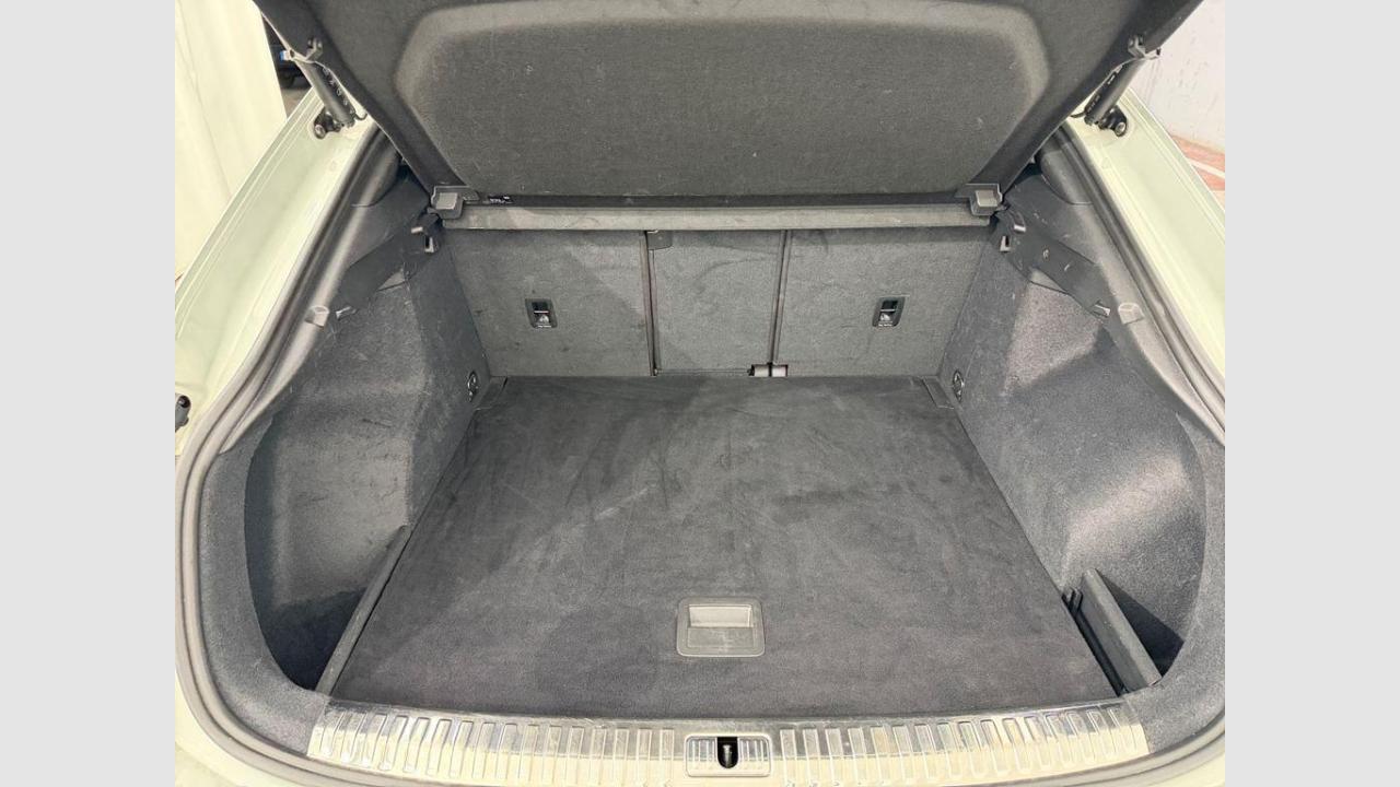 imagen swiper vehículo 9