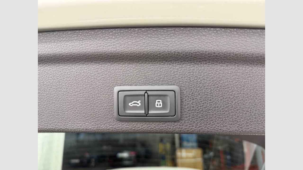 imagen swiper vehículo 10