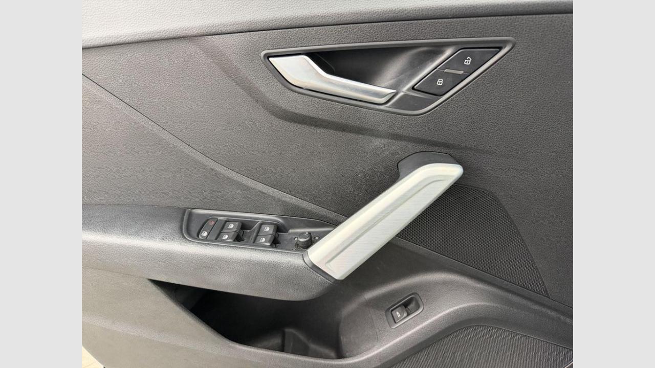 imagen swiper vehículo 15