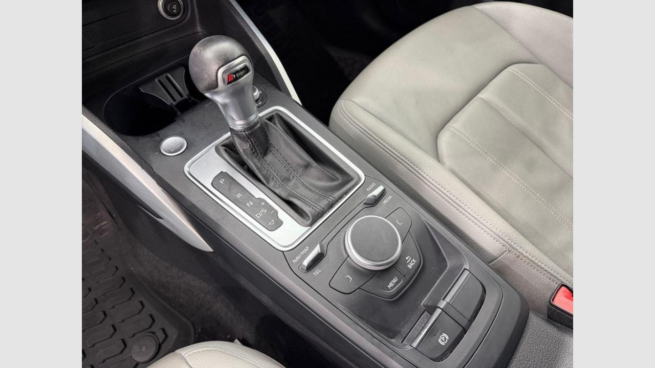 imagen swiper vehículo 18