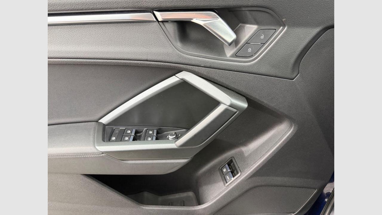 imagen swiper vehículo 15