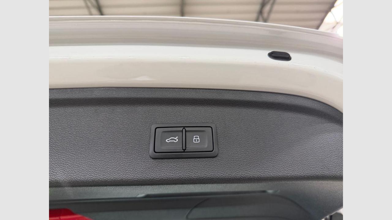 imagen swiper vehículo 11