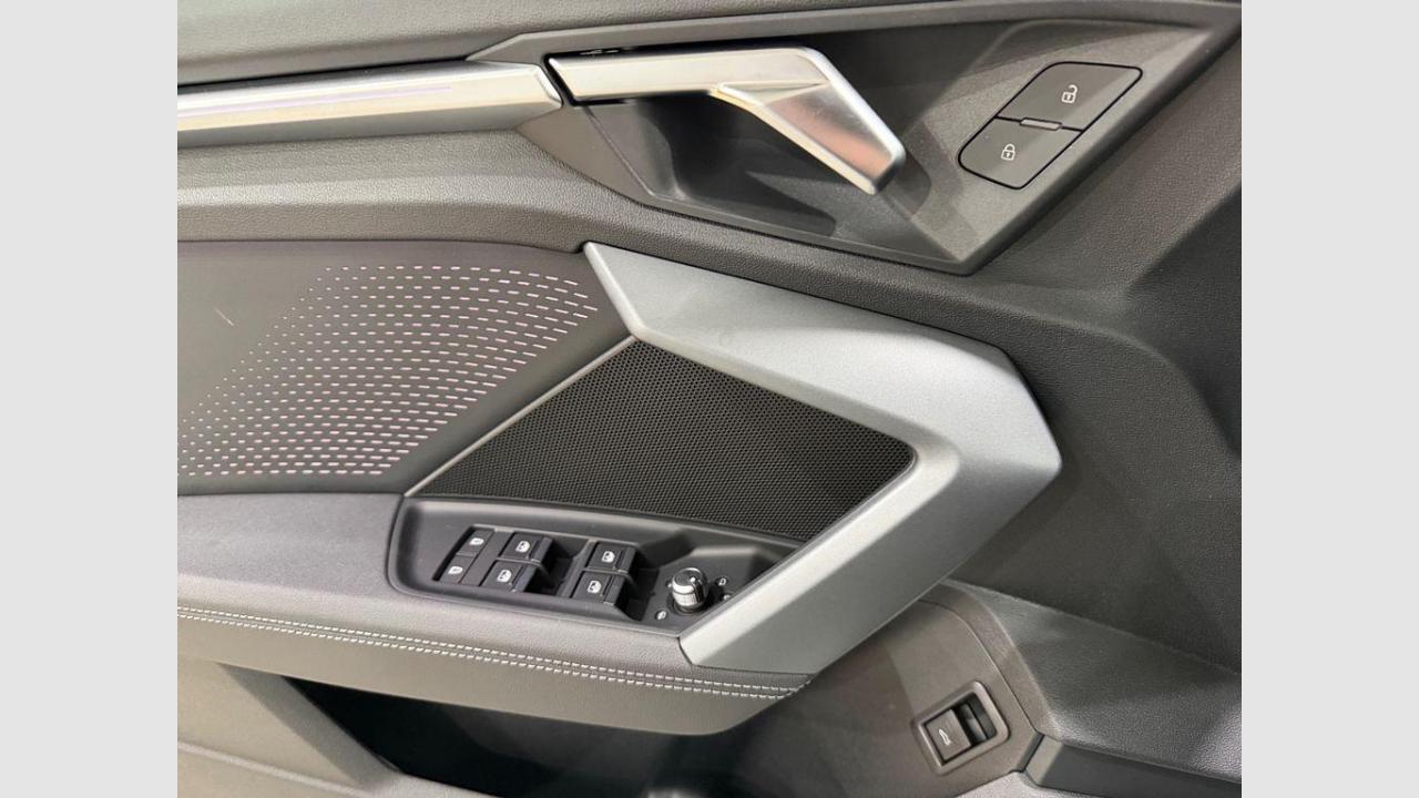 imagen swiper vehículo 15