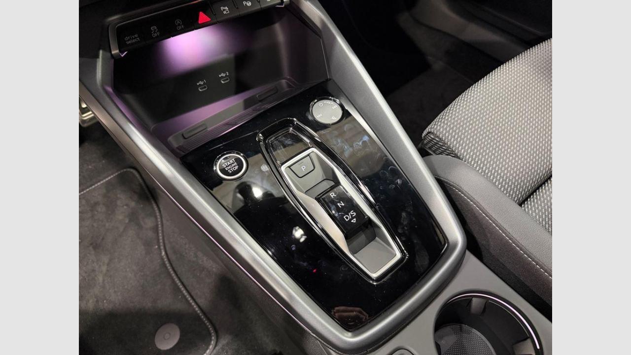 imagen swiper vehículo 18