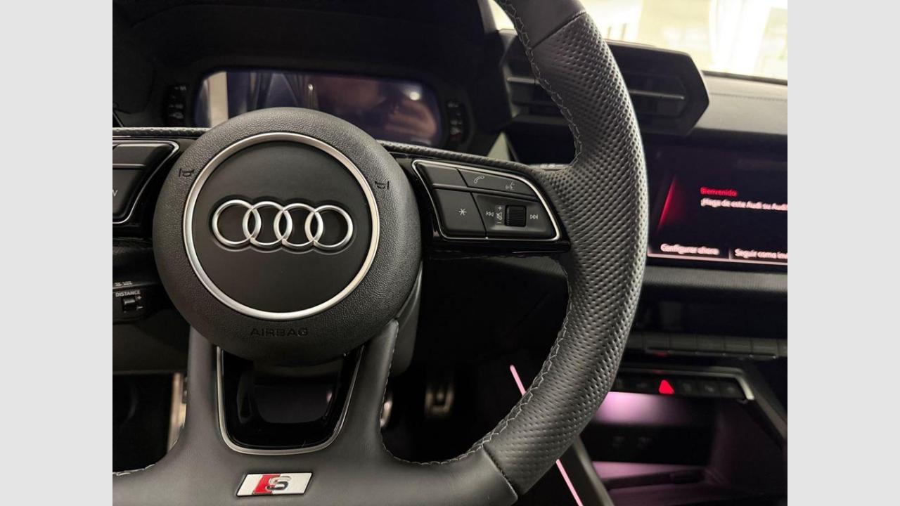 imagen swiper vehículo 17