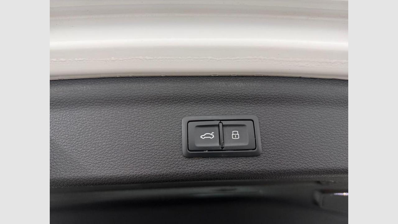 imagen swiper vehículo 11