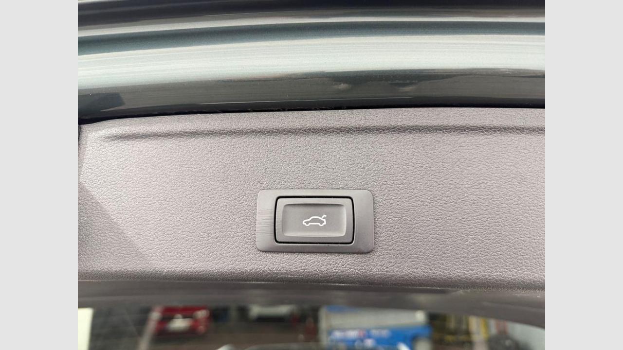 imagen swiper vehículo 11