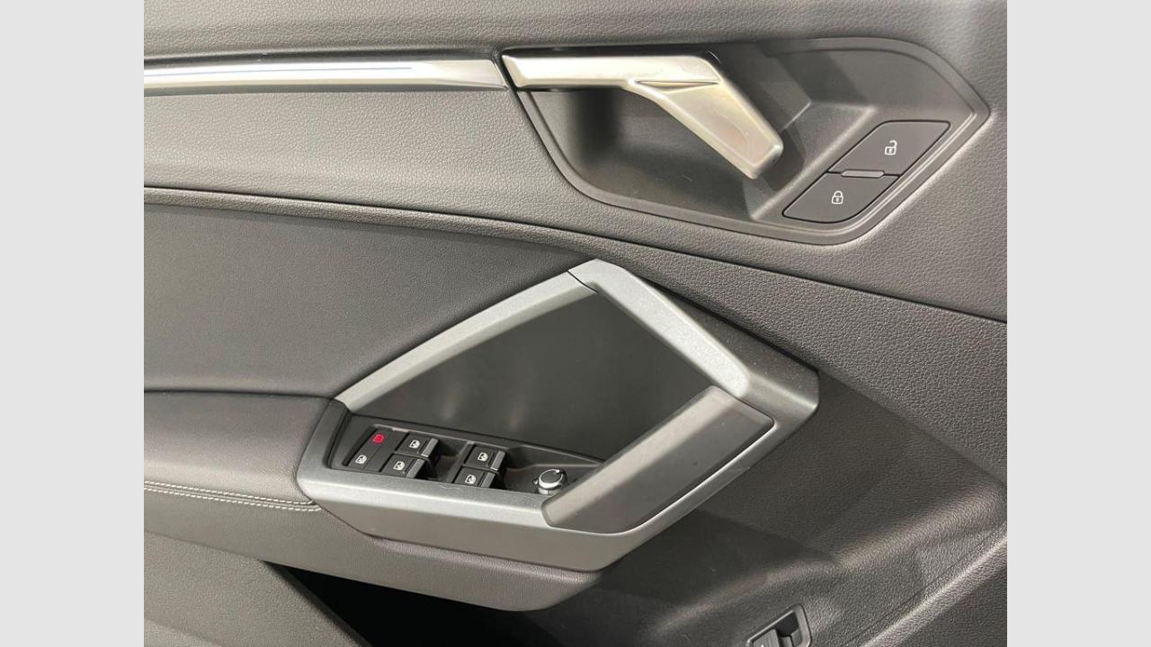 imagen swiper vehículo 15