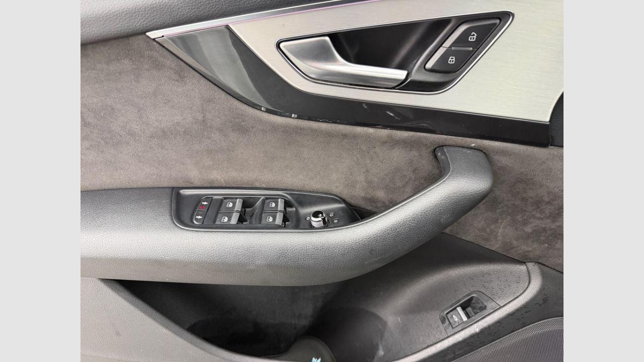 imagen swiper vehículo 13