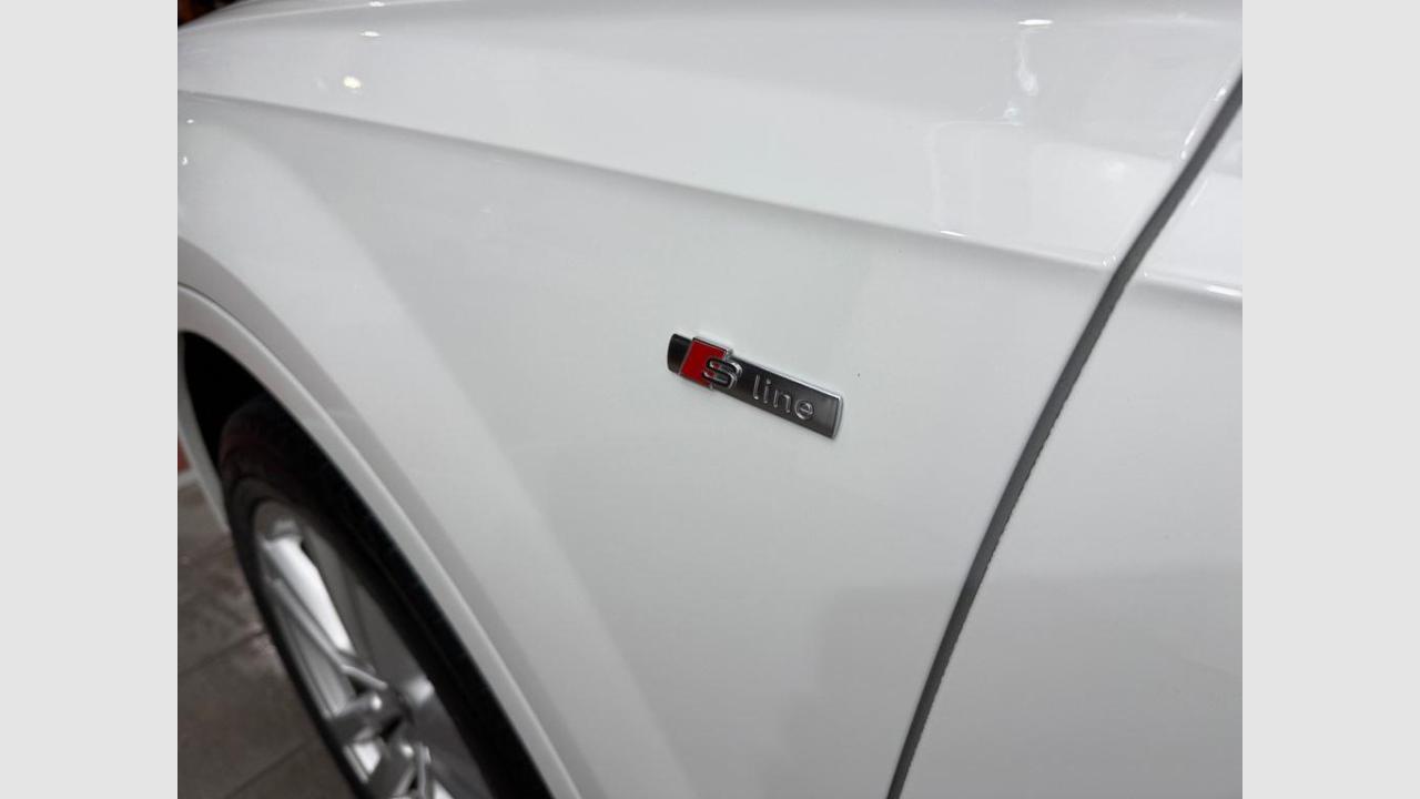 imagen swiper vehículo 16