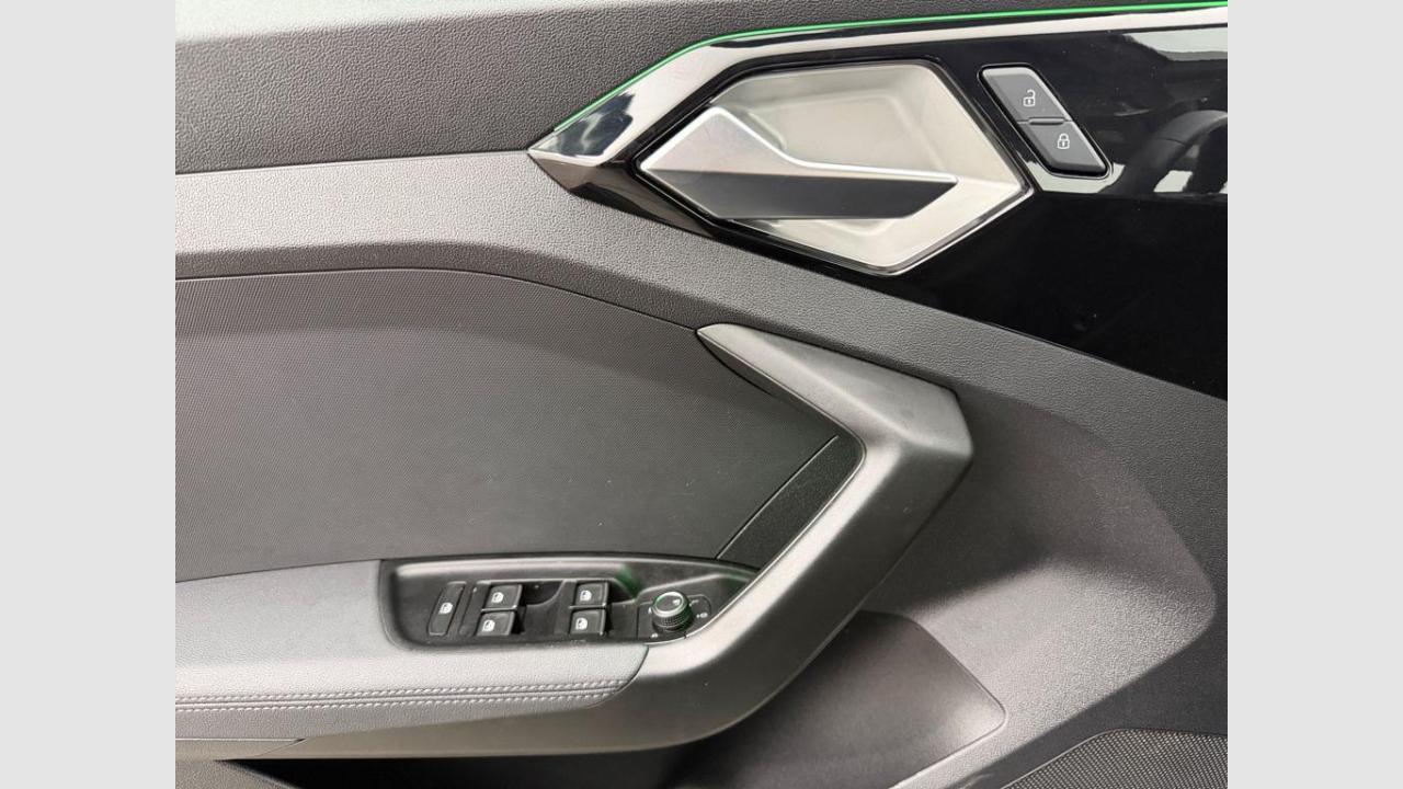 imagen swiper vehículo 15