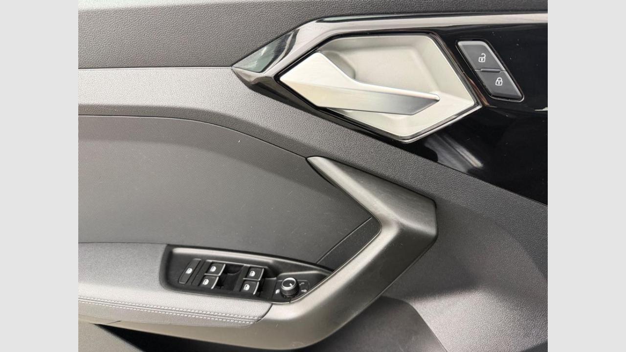 imagen swiper vehículo 15