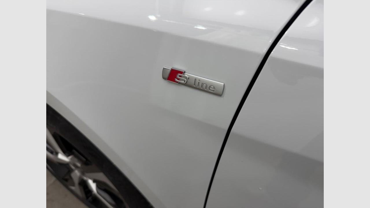 imagen swiper vehículo 17